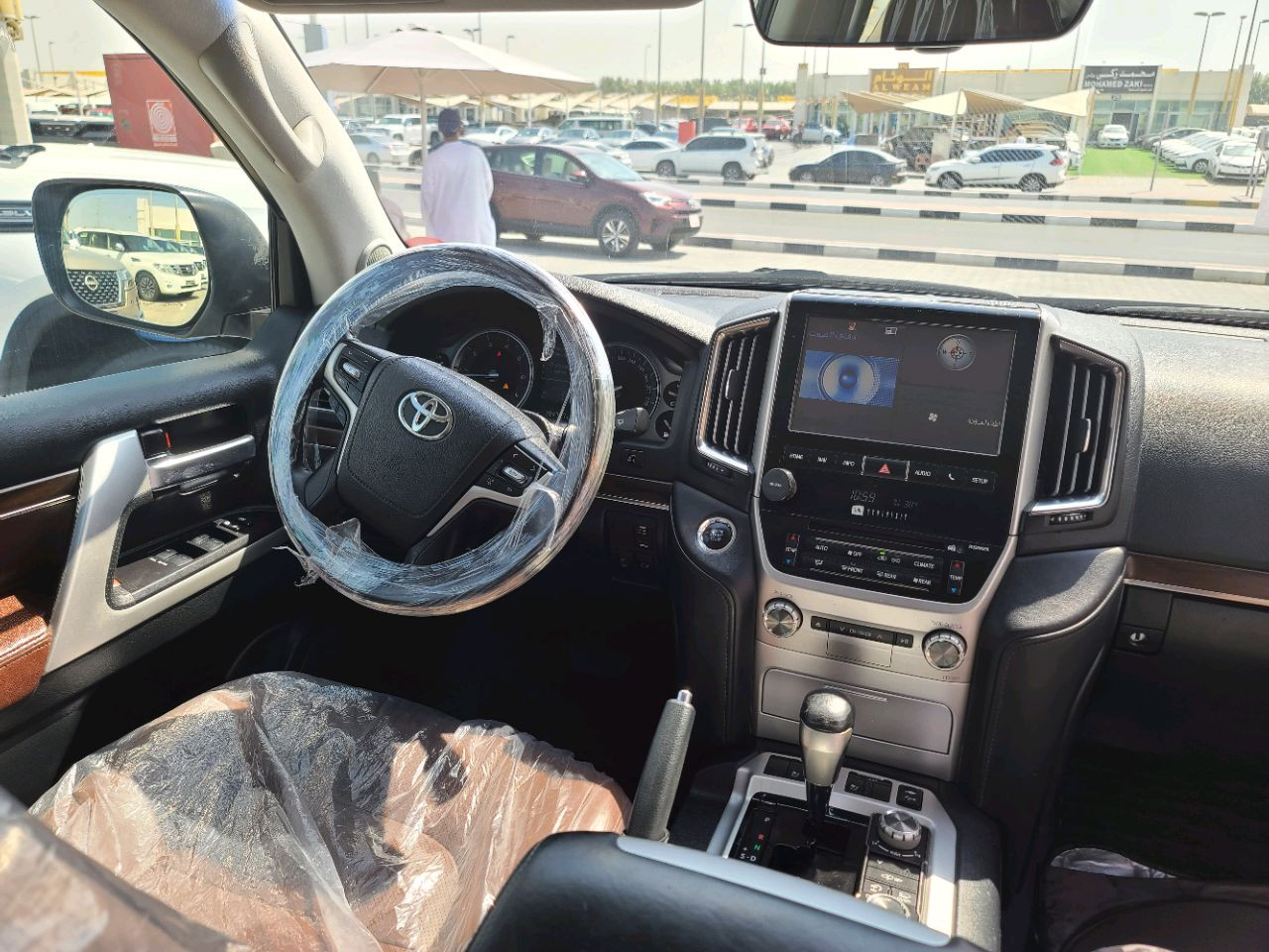 Toyota Land Cruiser - Image 4