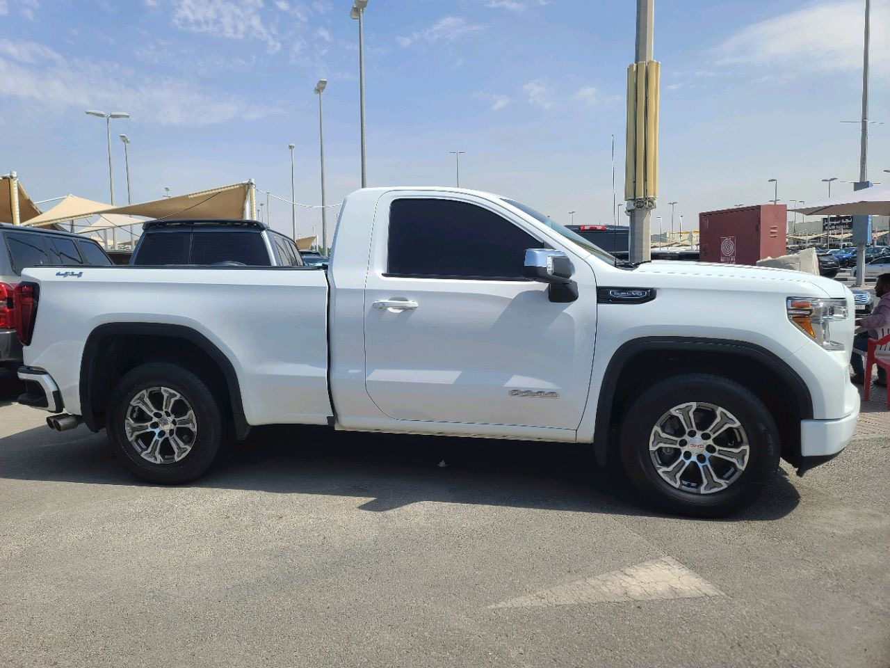 GMC Sierra - Image 7