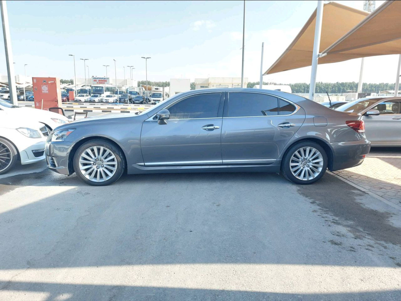 Lexus LS-Series - Image 4