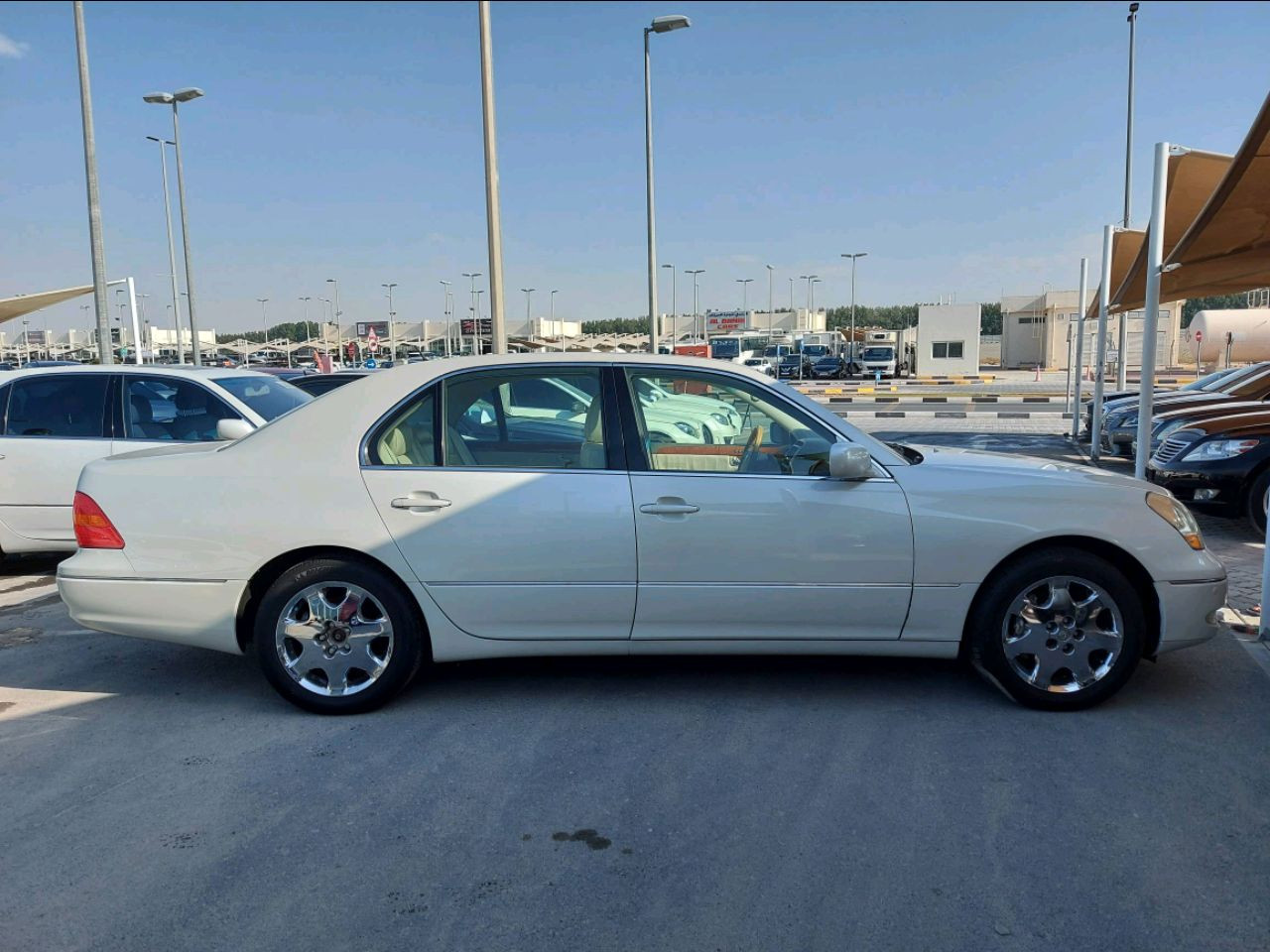 Lexus LS-Series - Image 4