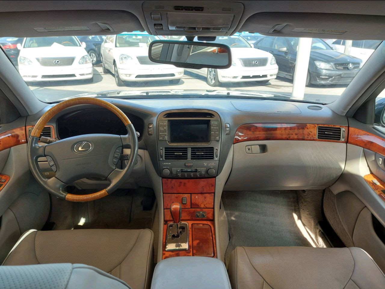Lexus LS-Series - Image 6