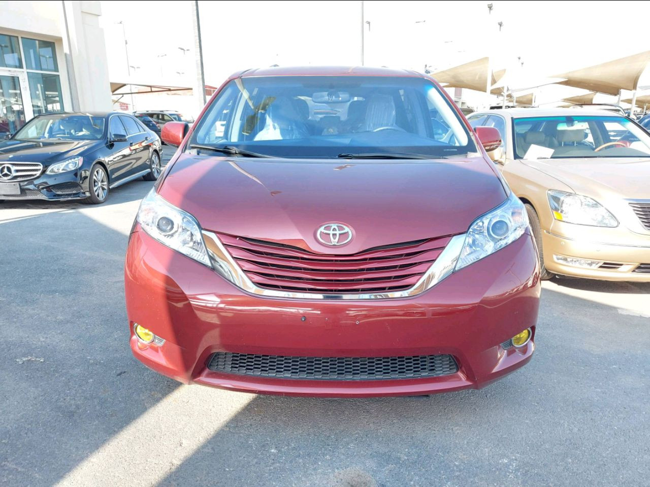 Toyota Sienna - Image 4