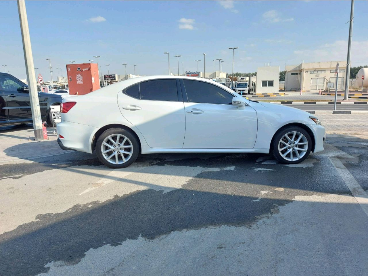 Lexus IS-Series - Image 2
