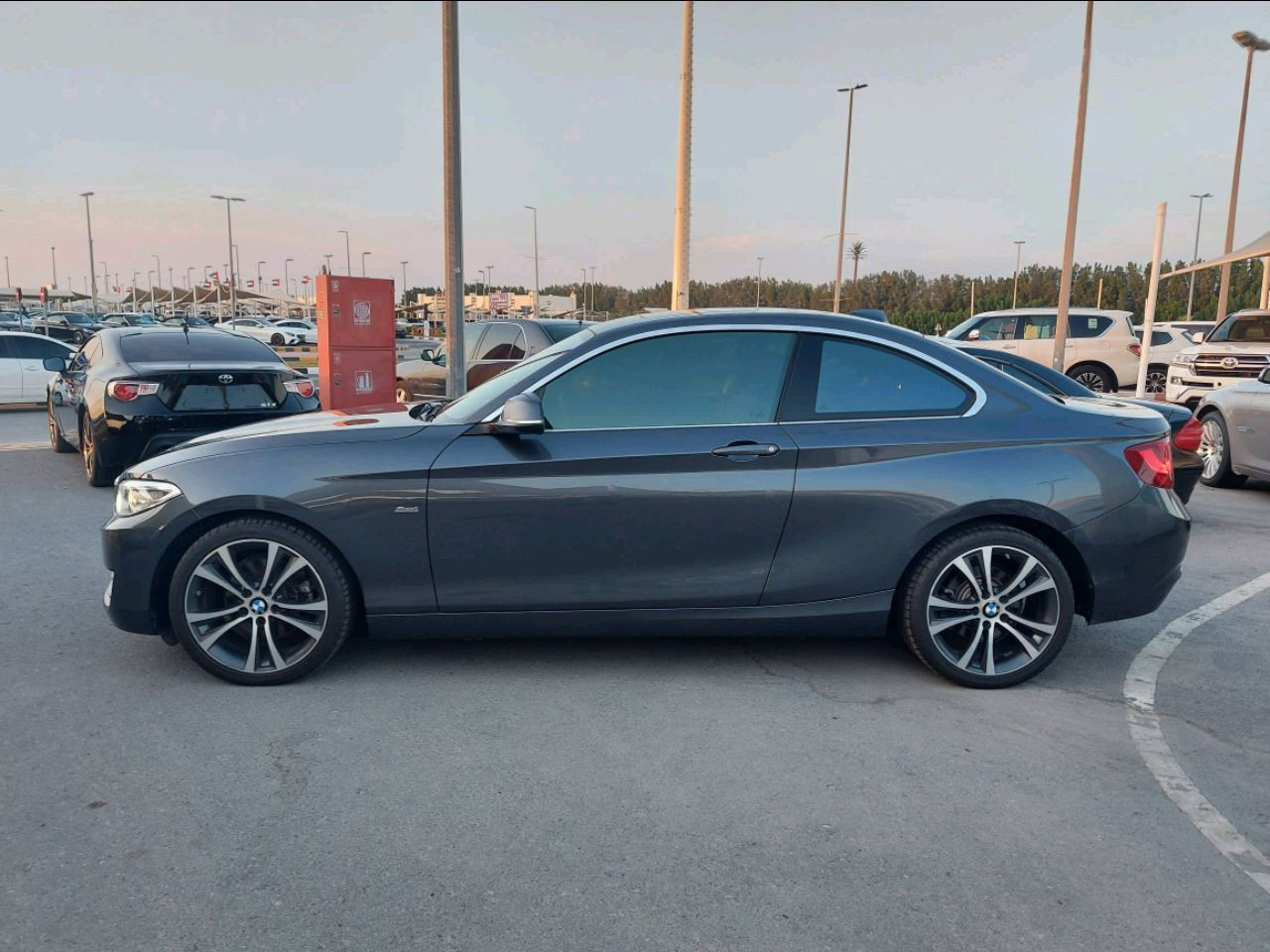BMW 2-Series - Image 4