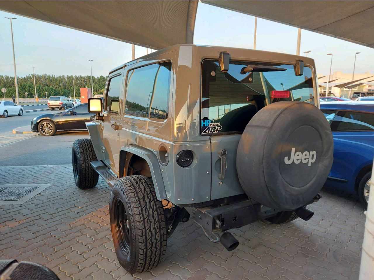 Jeep Wrangler - Image 2