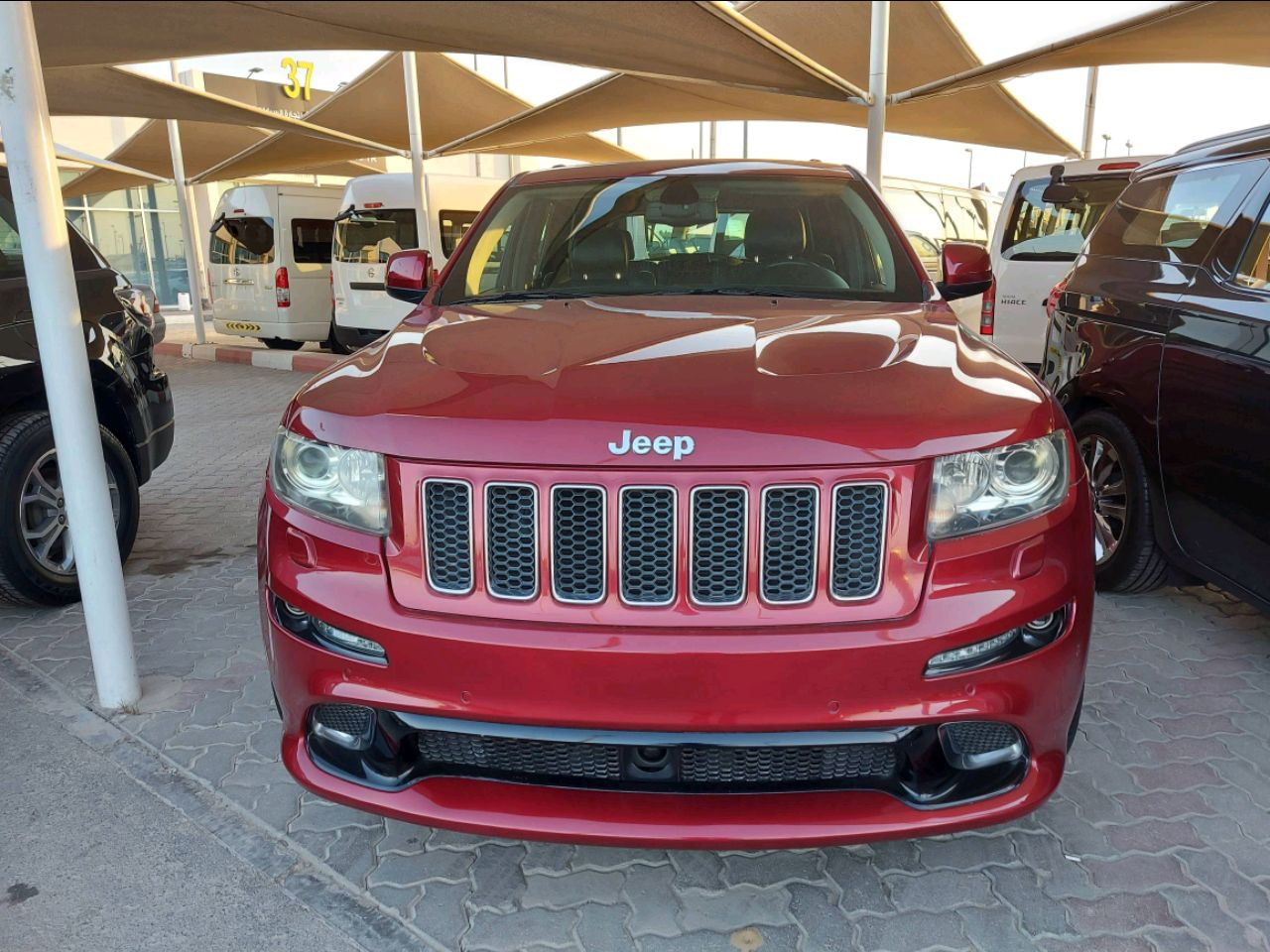 Jeep Grand Cherokee - Image 3