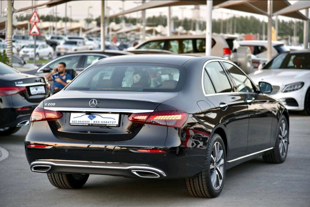 Mercedes Benz E-Class - Image 4
