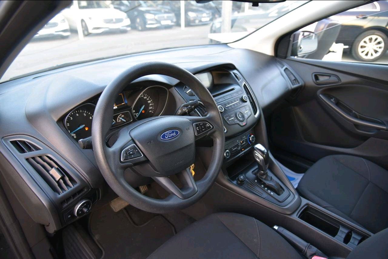 Ford Focus - Image 5