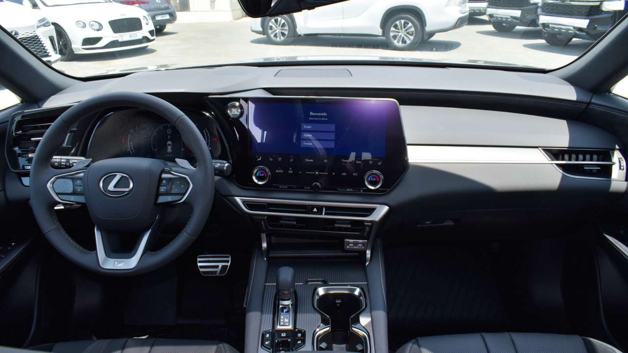 Lexus RX-Series - Image 9
