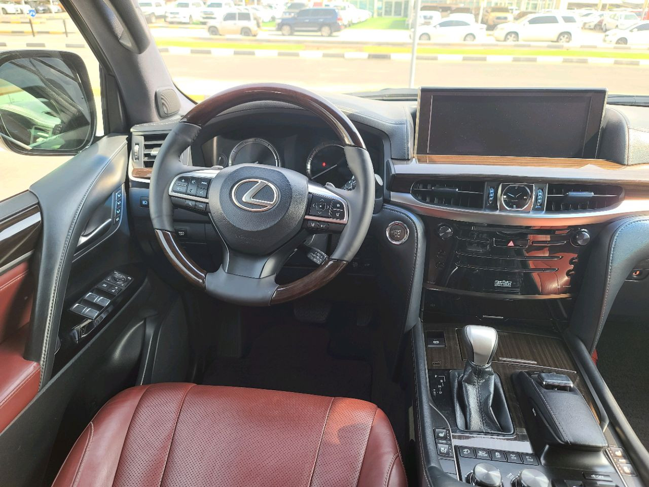 Lexus LS-Series - Image 7