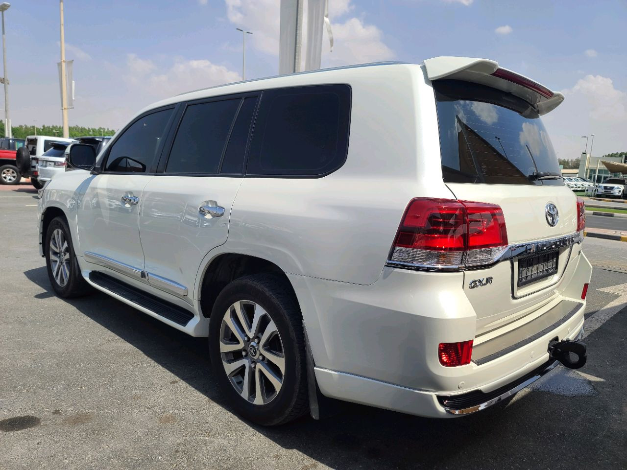 Toyota Land Cruiser - Image 5