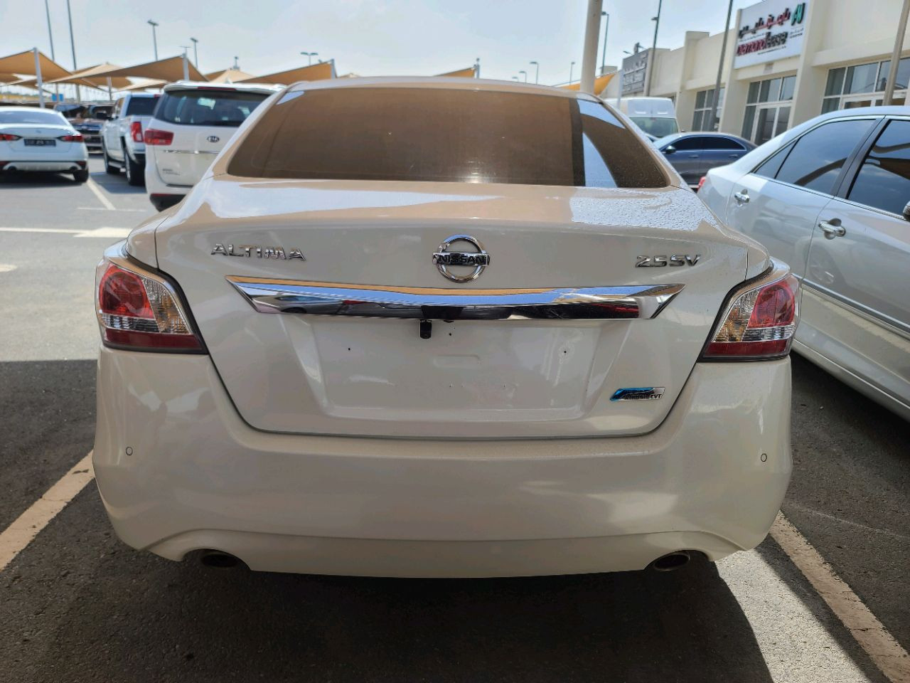 Nissan Altima - Image 8