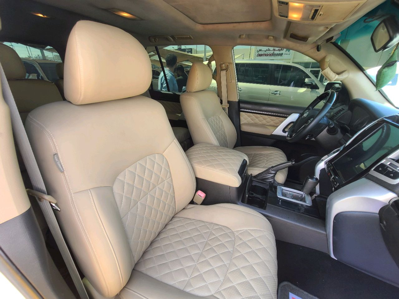 Toyota Land Cruiser - Image 7