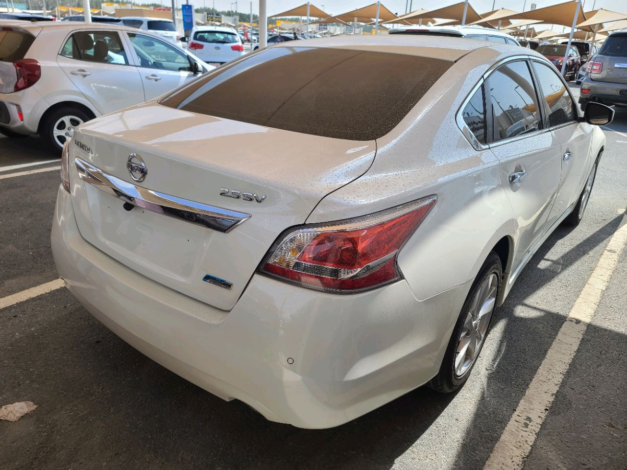 Nissan Altima - Image 9