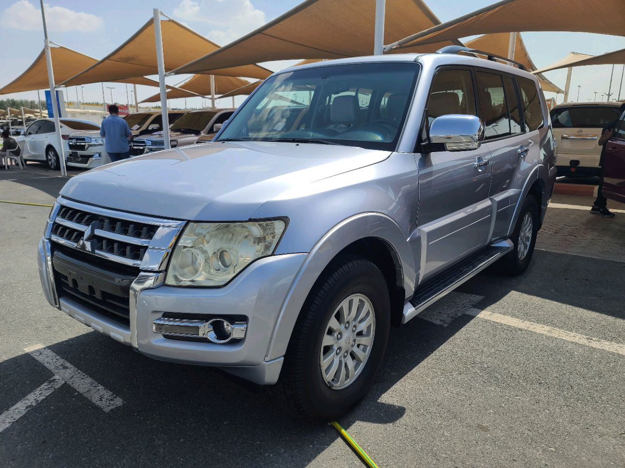 Mitsubishi Pajero - Image 7