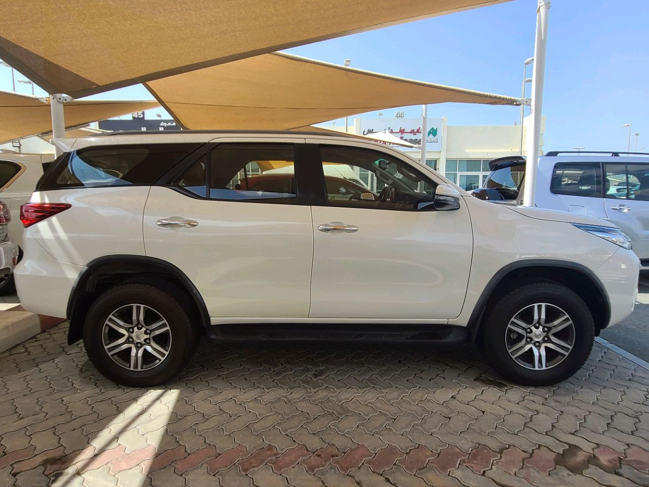 Toyota Fortuner - Image 3