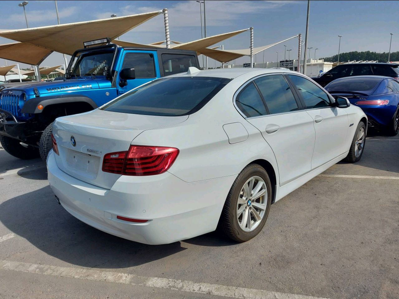 BMW 5-Series - Image 5