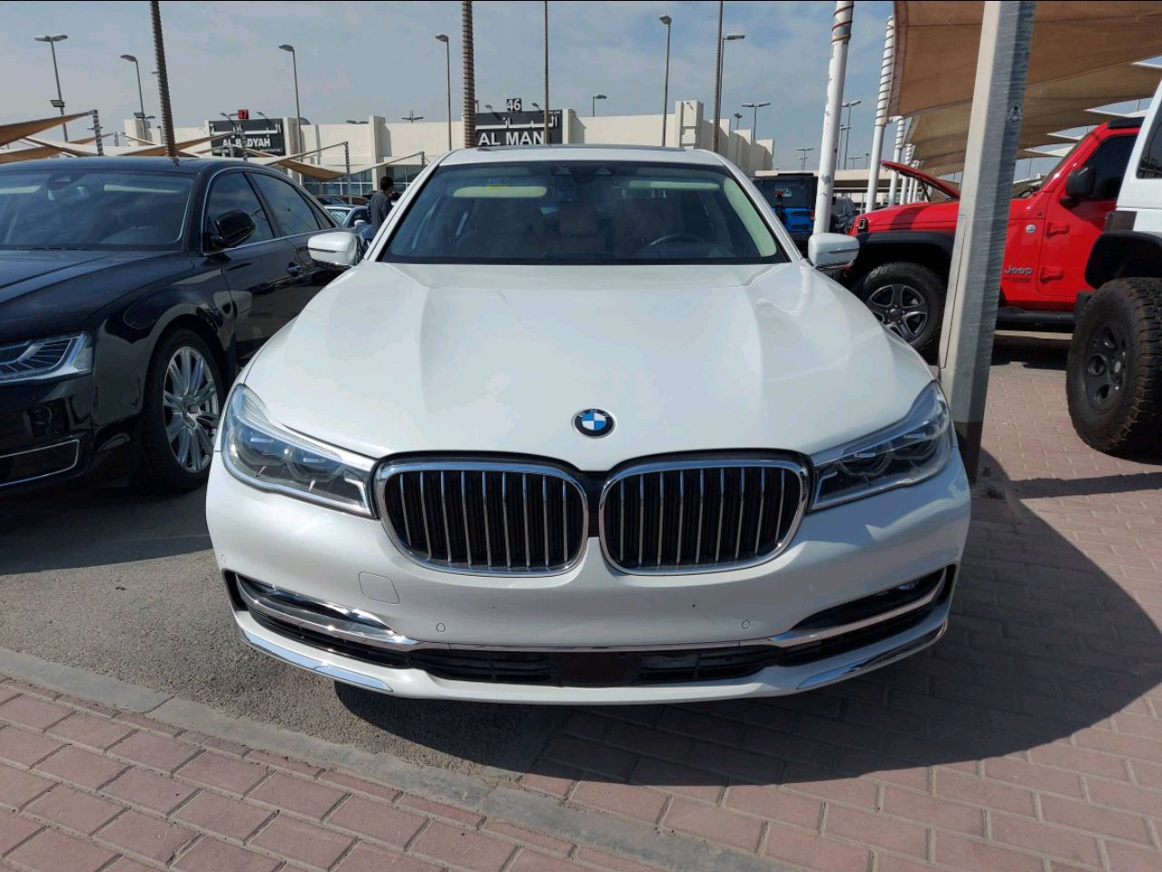 BMW 7-Series - Image 5