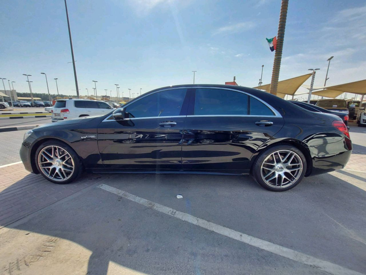 Mercedes Benz S-Class - Image 4
