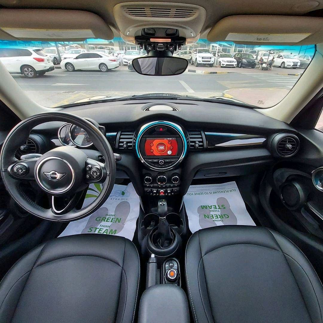 Mini Cooper Model S - Image 6