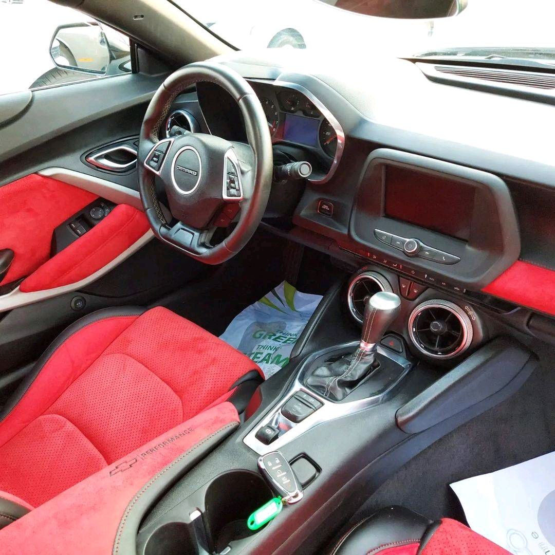 Chevrolet Camaro - Image 8