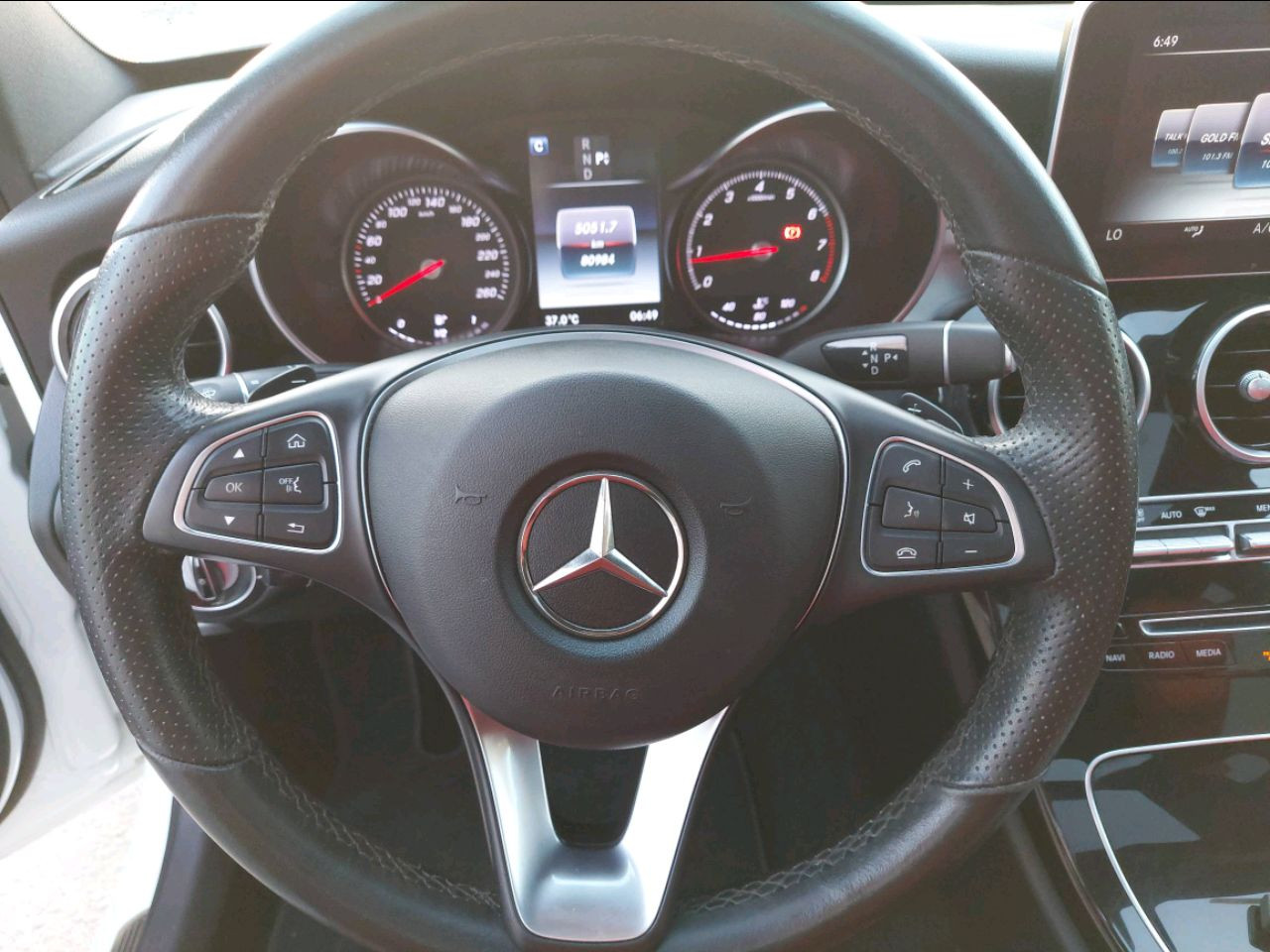 Mercedes Benz C-Class - Image 7