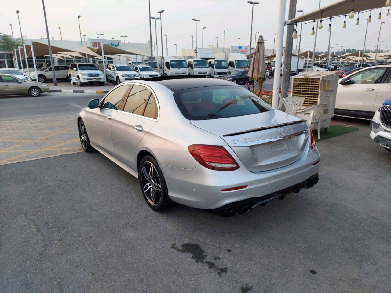 Mercedes Benz E-Class - Image 4