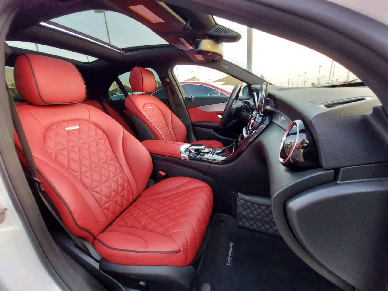 Mercedes Benz C-Class - Image 10
