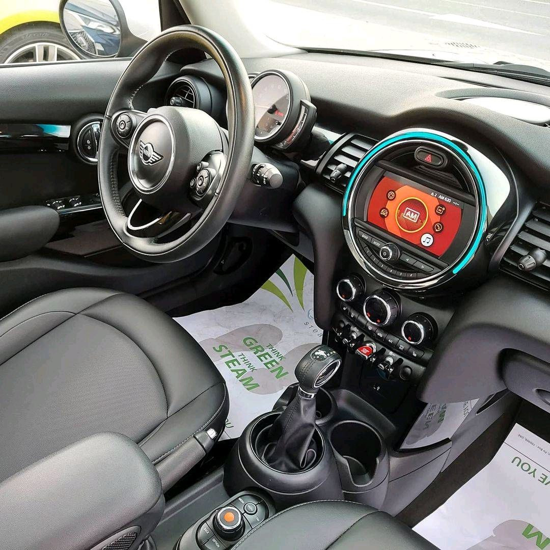 Mini Cooper Model S - Image 7