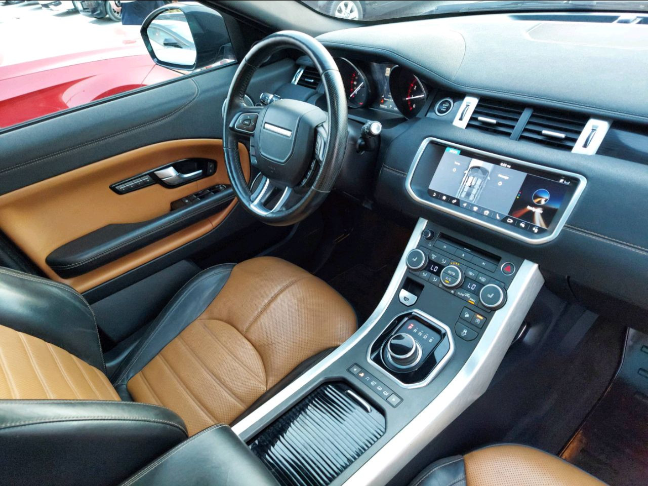 Land Rover Defender - Image 15