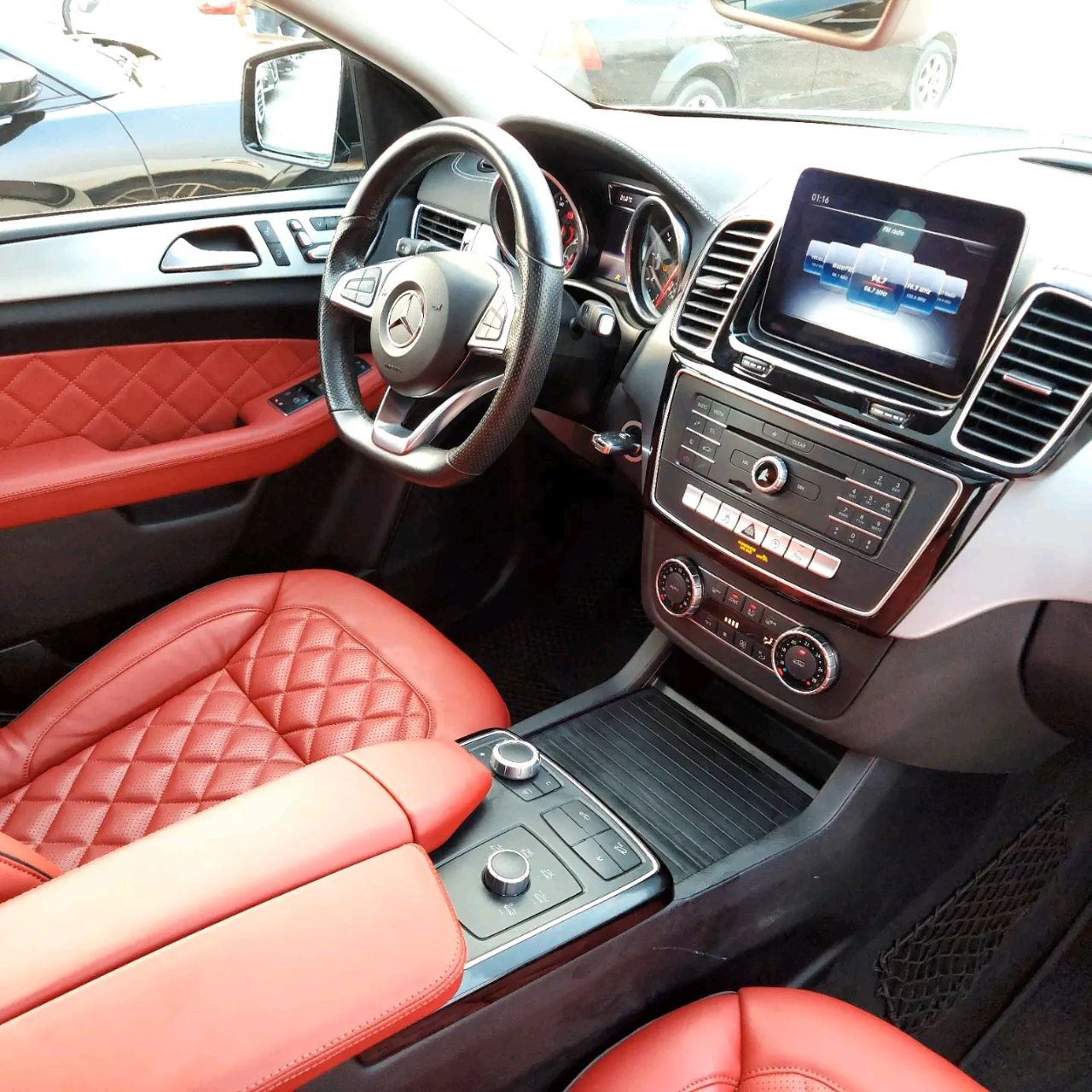 Mercedes Benz GLE Coupe - Image 4
