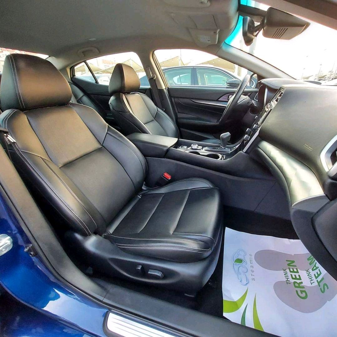 Nissan Maxima - Image 8