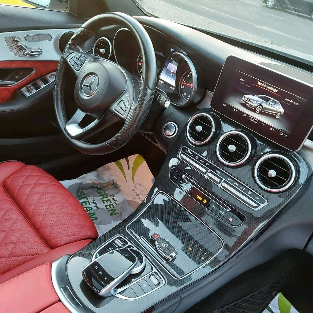 Mercedes Benz C-Class - Image 11