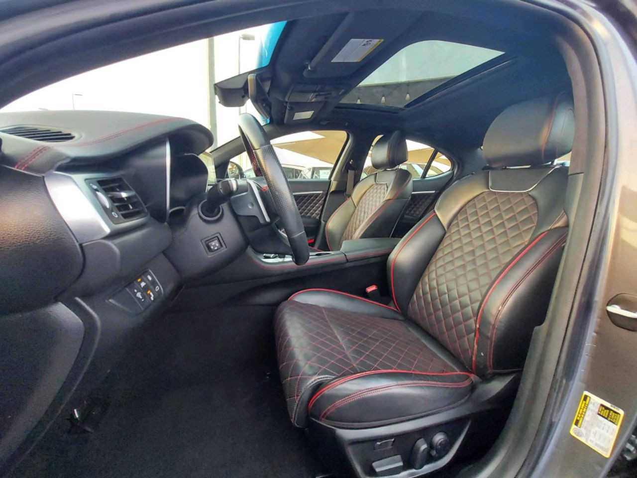 Hyundai Genesis - Image 5