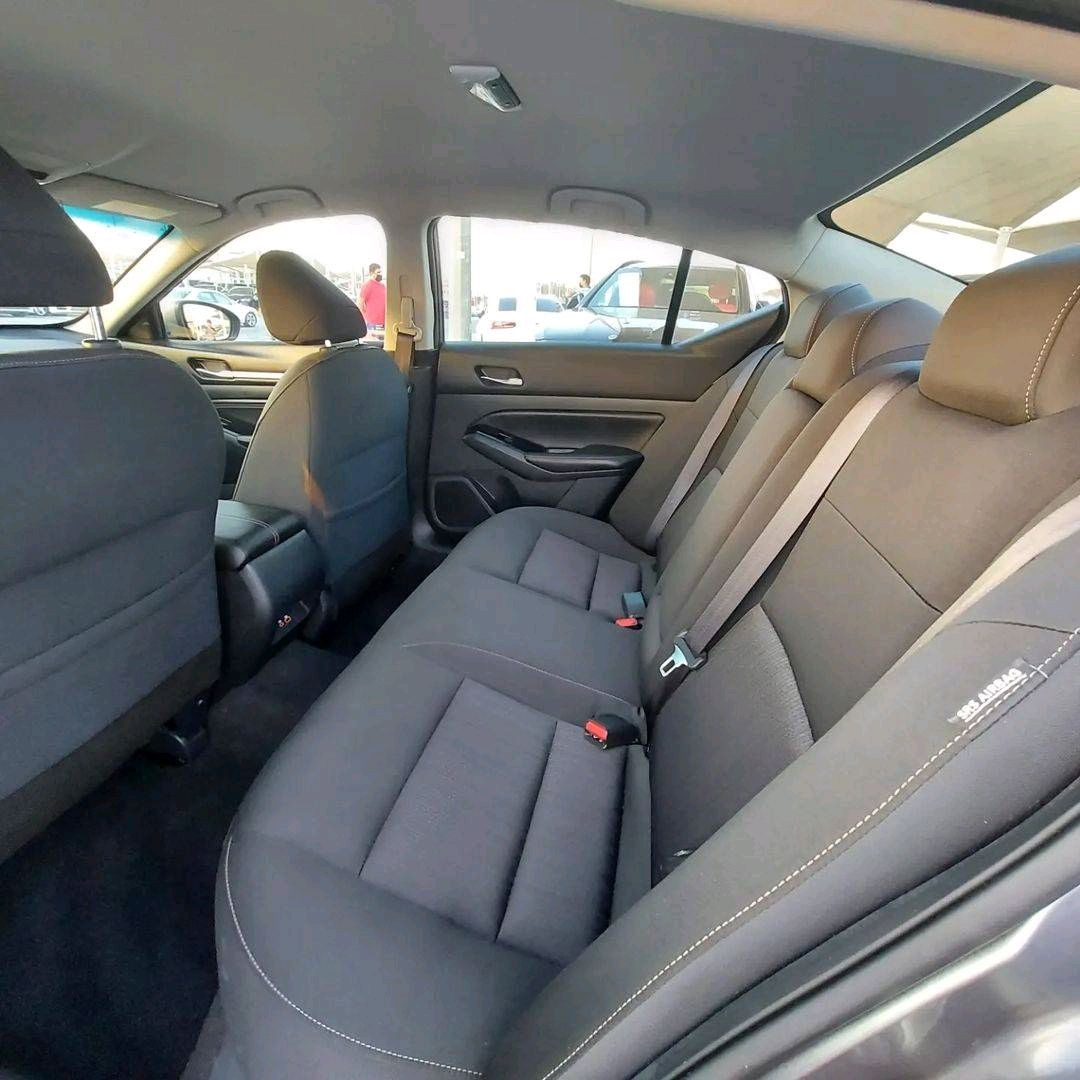 Nissan Altima - Image 3