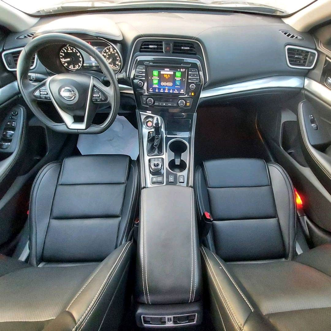 Nissan Maxima - Image 9