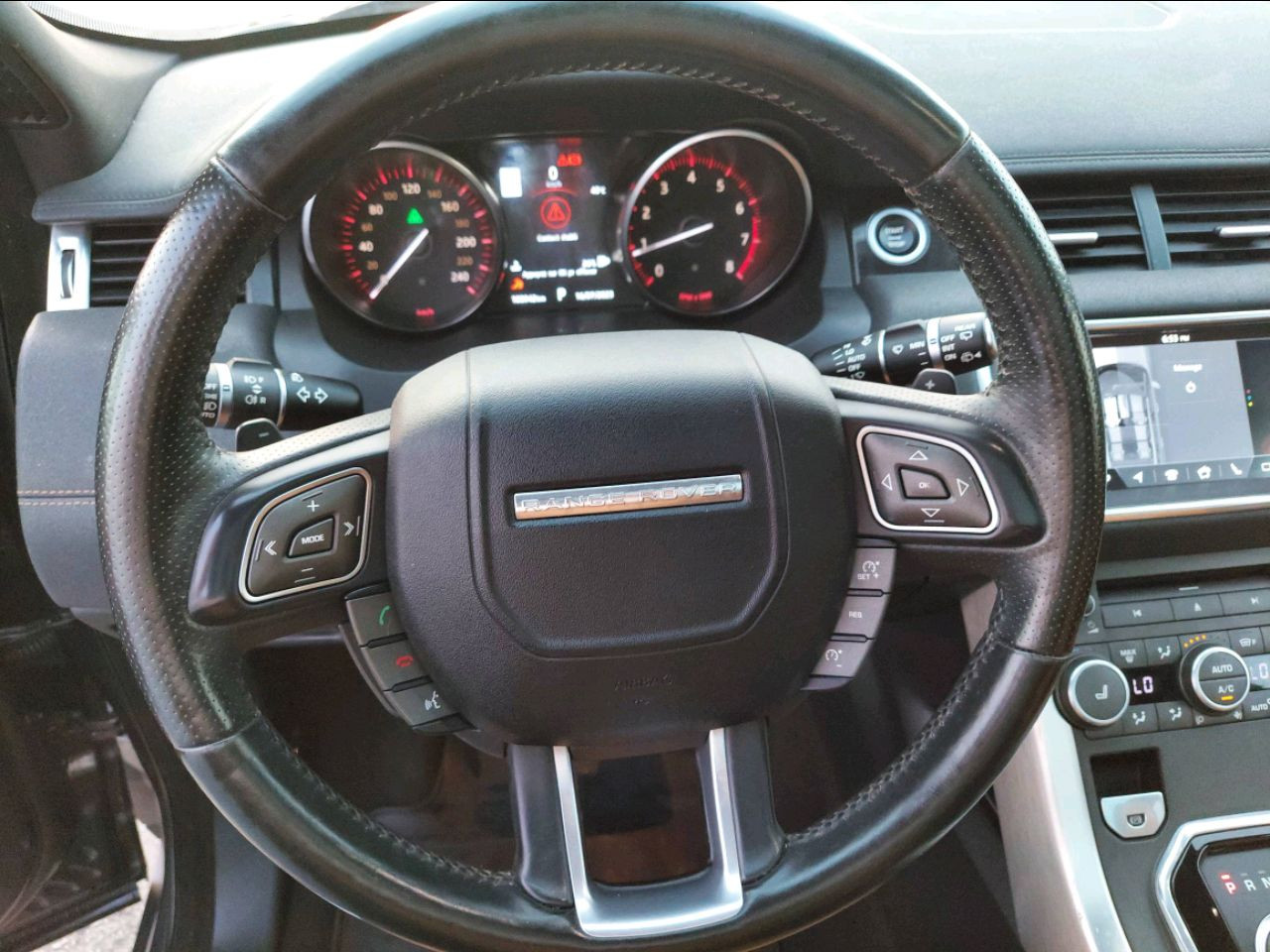 Land Rover Defender - Image 7