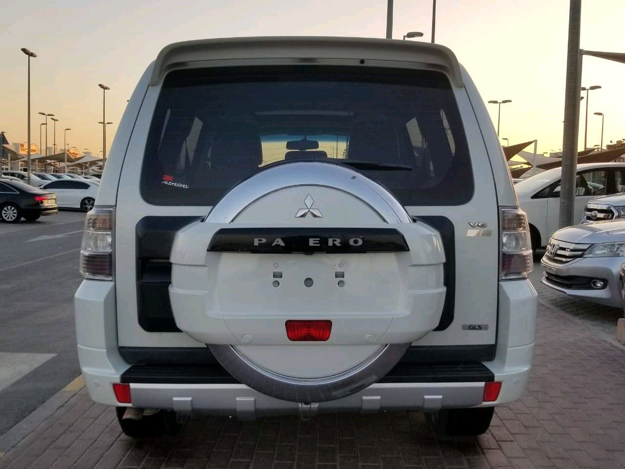 Mitsubishi Pajero - Image 2