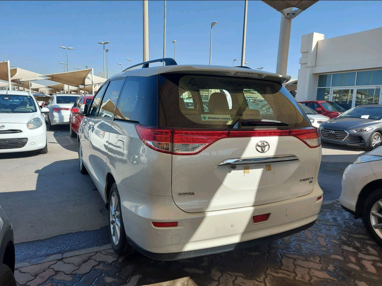 Toyota Previa - Image 3