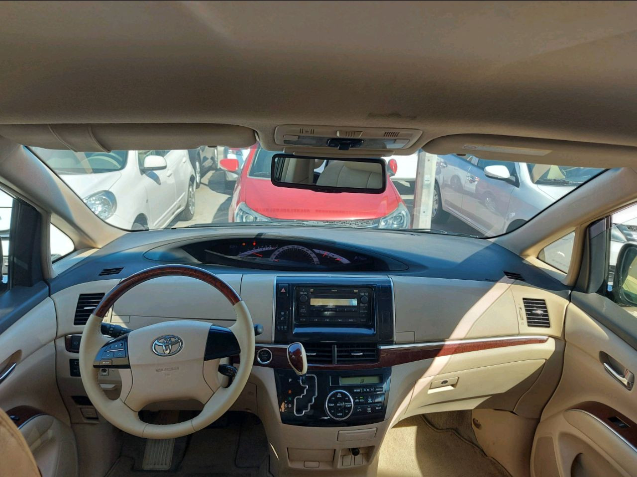 Toyota Previa - Image 2