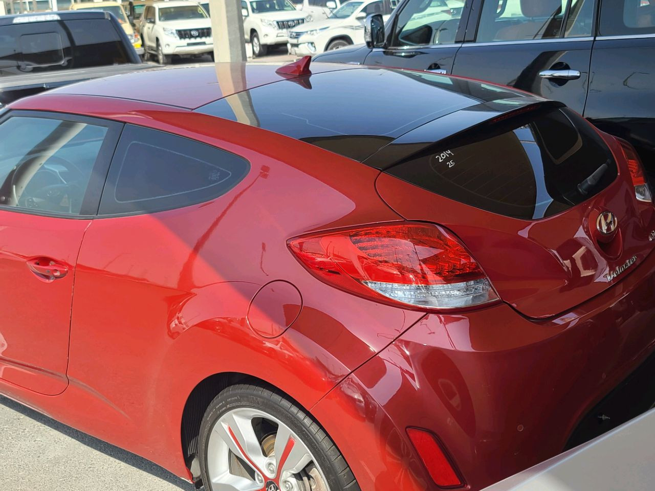 Hyundai Veloster - Image 6