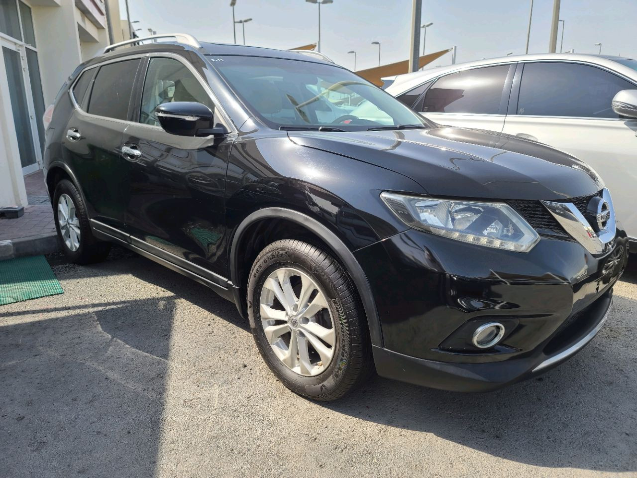 Nissan Rogue - Image 8