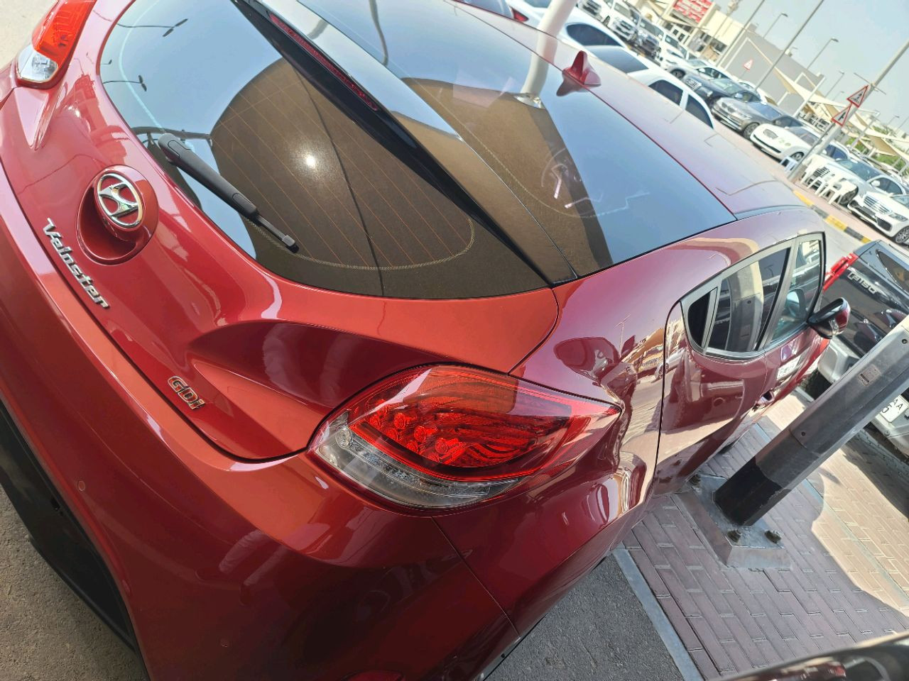 Hyundai Veloster - Image 5