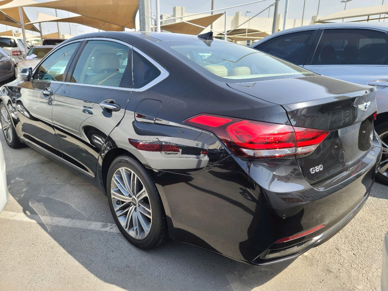 Genesis G 80 - Image 2