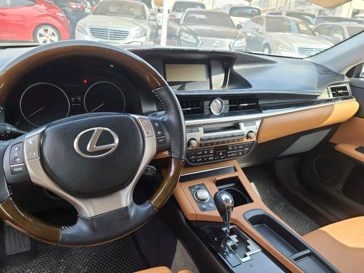 Lexus ES-Series - Image 8