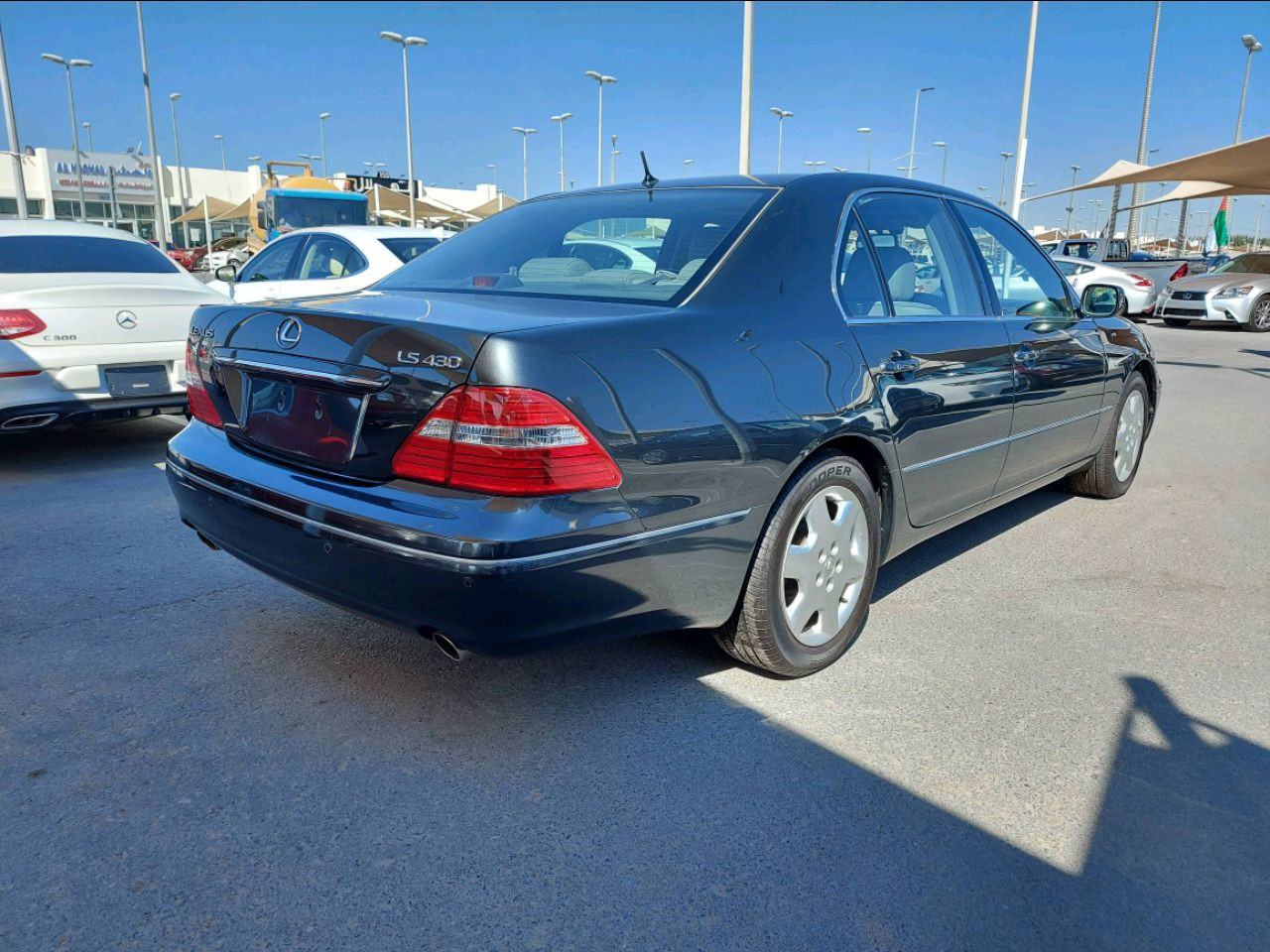 Lexus LS-Series - Image 2