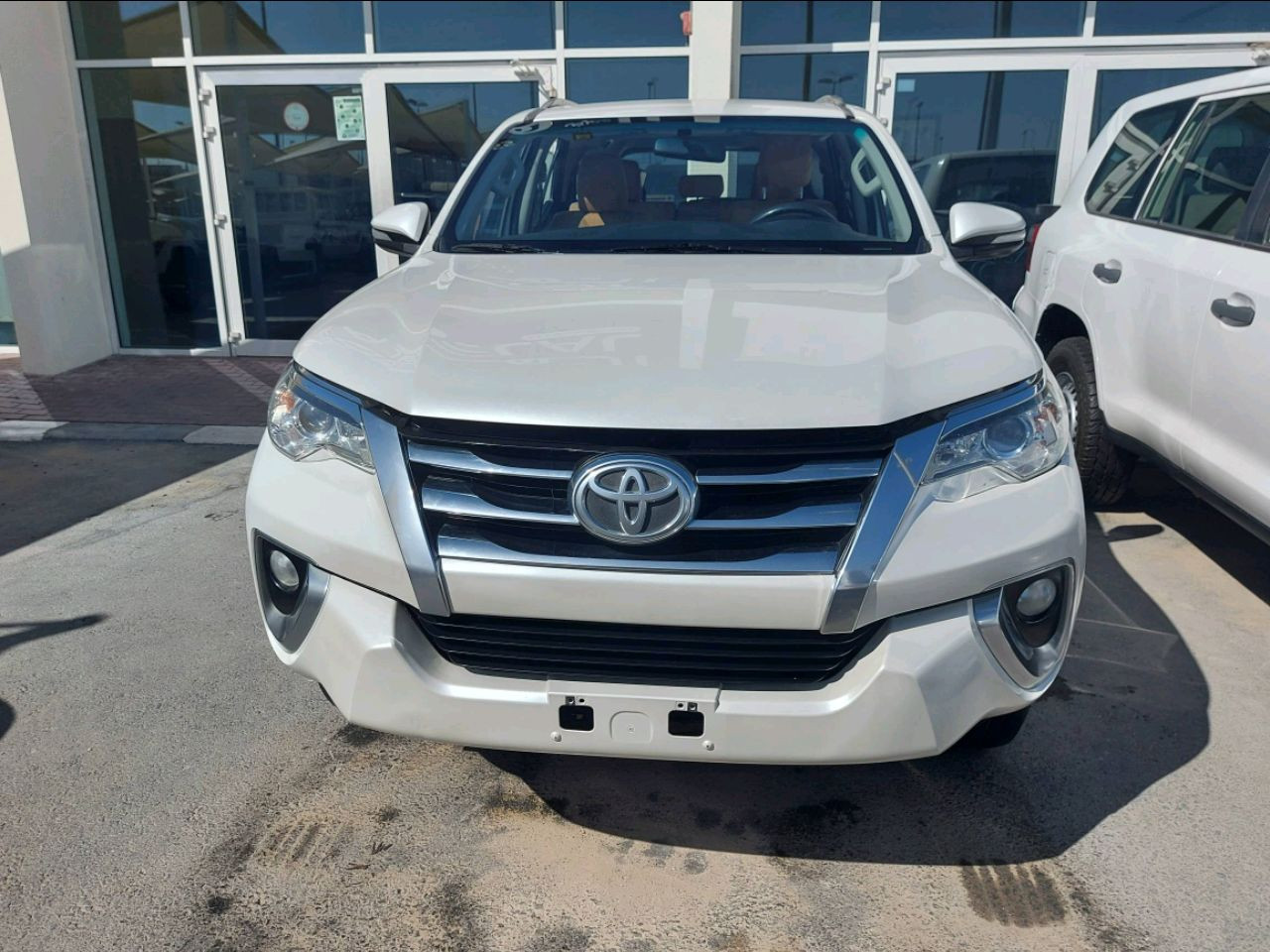 Toyota Fortuner - Image 2