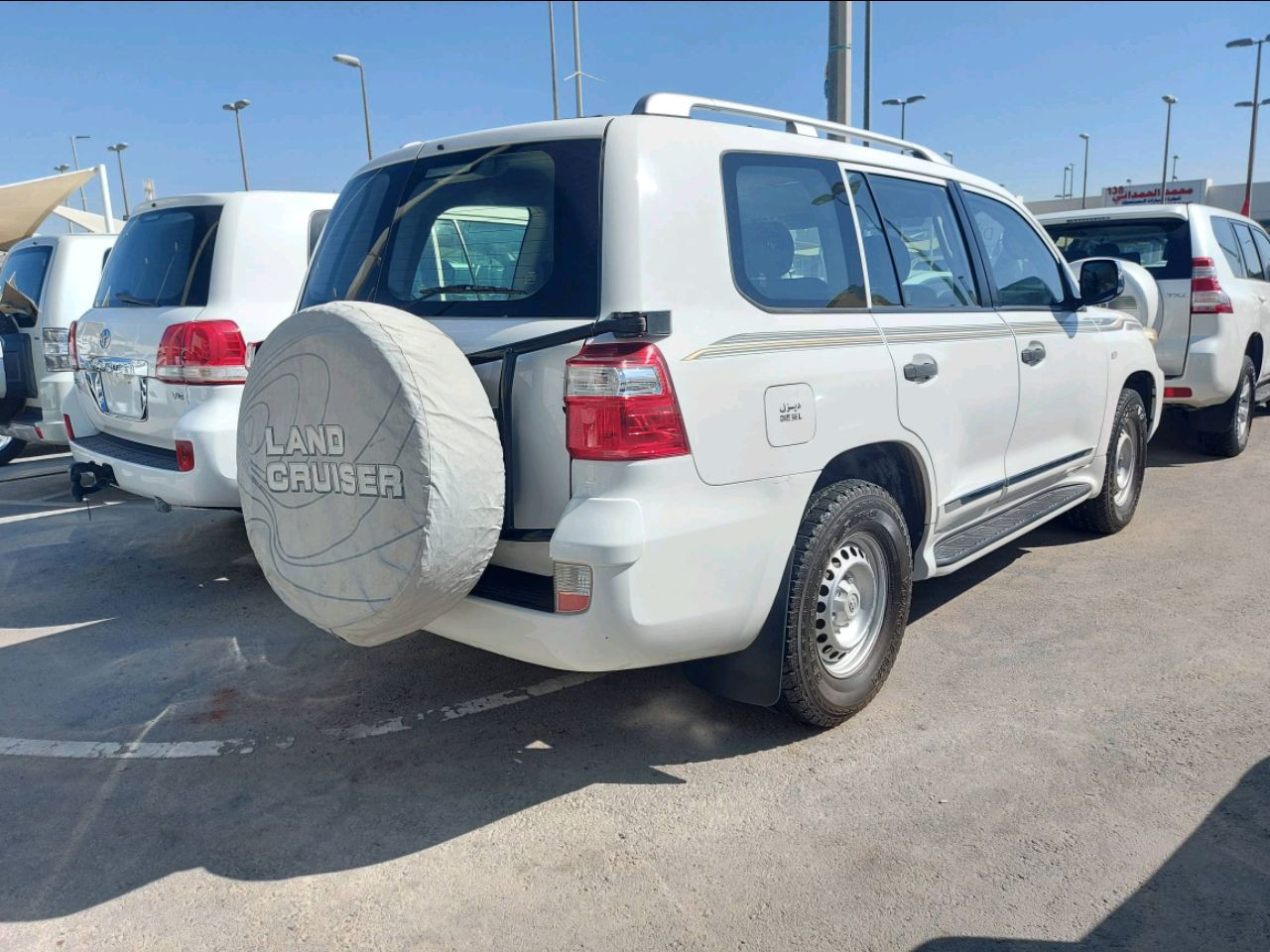 Toyota Land Cruiser - Image 4