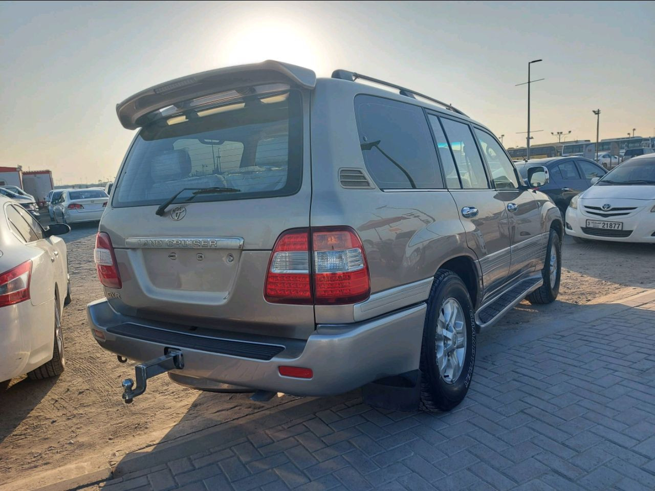 Toyota Land Cruiser - Image 4