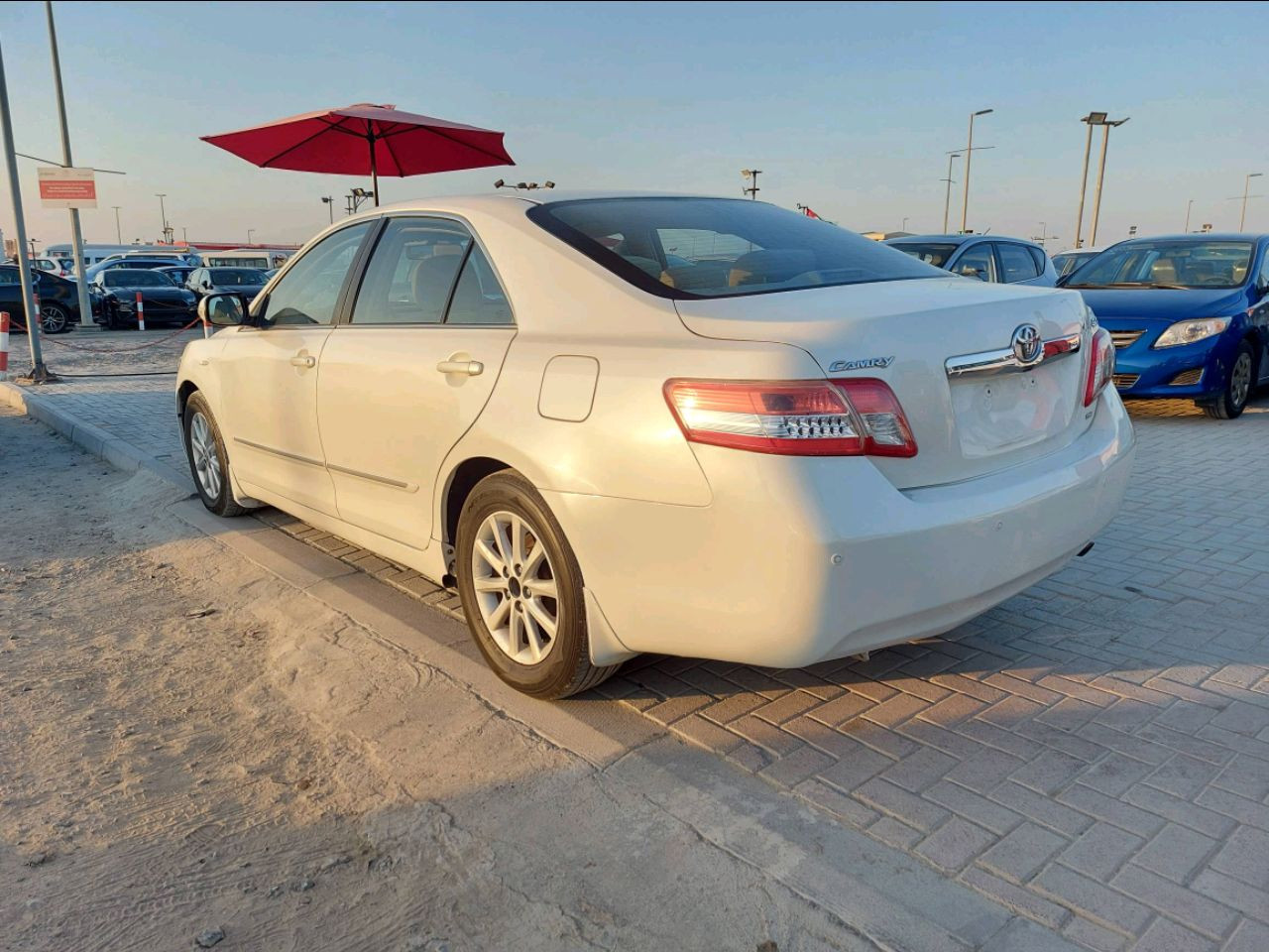 Toyota Camry - Image 4